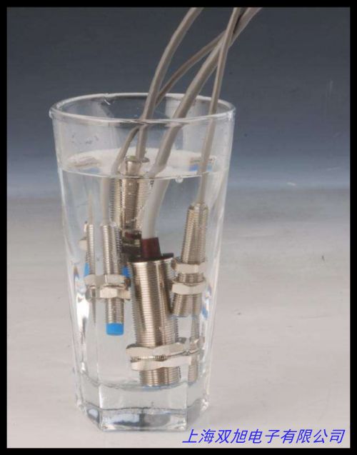 施耐德schneider 速度開關(guān)XSAV11801 接近開關(guān)XSA-V11801