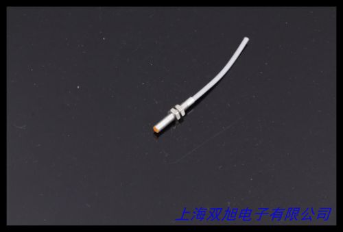 方形模擬量接近開關(guān)/線性位移傳感器 輸出10-0V 20-4mA 距離25mm