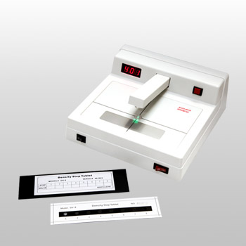 UM-3���ܜy��x�N�ۡ��Ϻ��p��